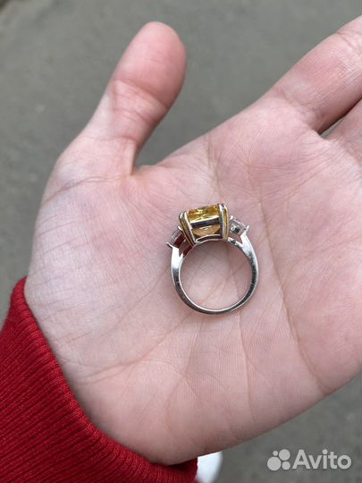 Кольцо серебро 15.7 муассанит цитрин