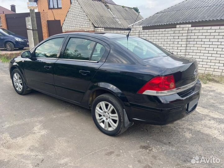 Opel Astra 1.6 МТ, 2010, 210 000 км