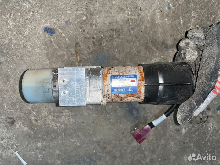 Механизм подъема двери багажника Mercedes-Benz