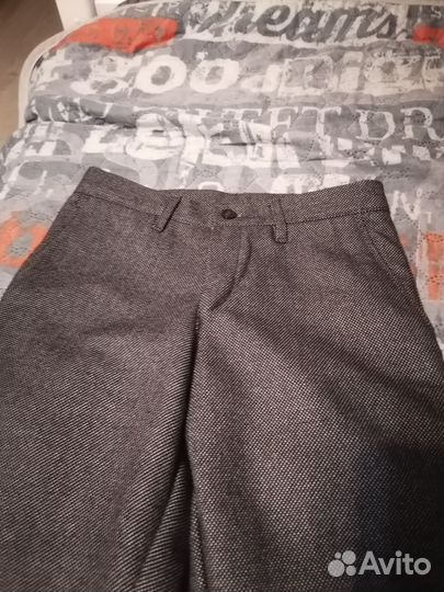 Школьные брюки фирмы svyatnyh