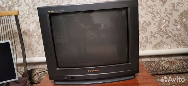 Телевизор panasonic