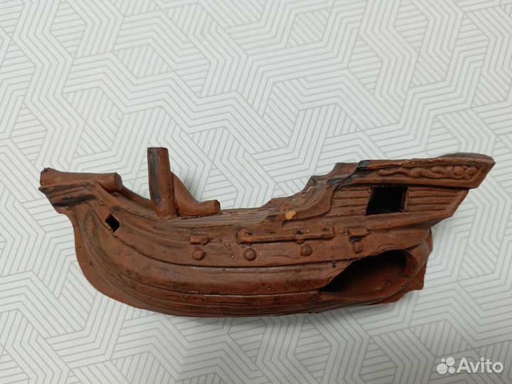 Грот для аквариума корабль