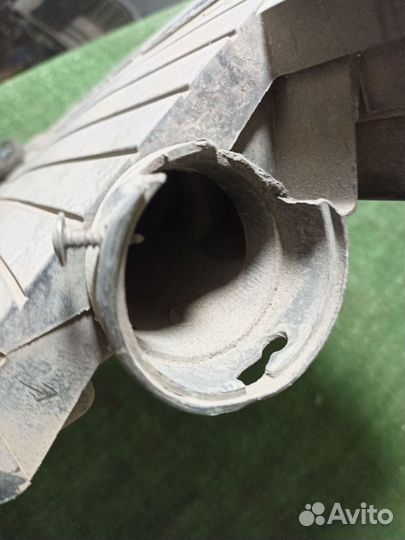 Корпус воздушного фильтра Ford Fusion I рестайлинг