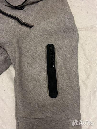 Nike tech fleece