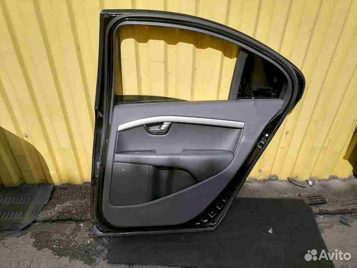 Дверь задняя правая Volvo S80 AS98 Стоимость за дв