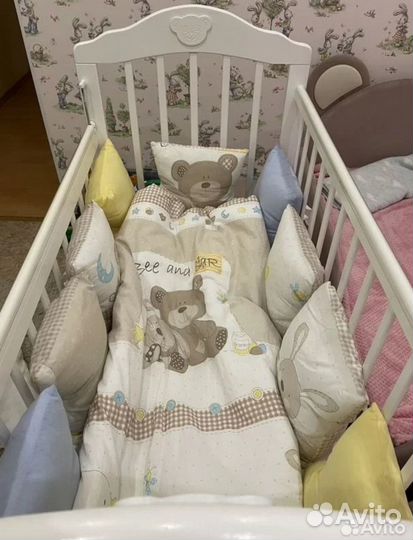 Бортики в детскую кроватку, и одеяло