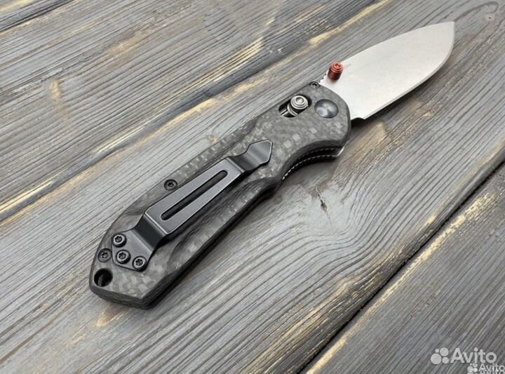 Нож складной Benchmade 565-1 Mini Freek Carbon