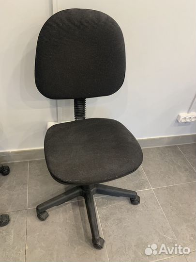 Кресла офисные на колесах