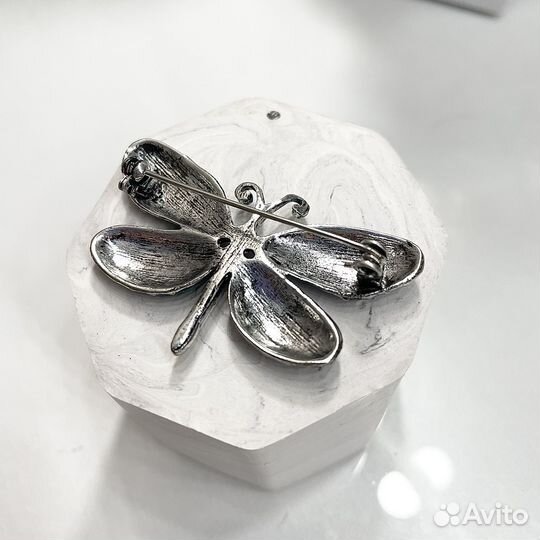 Брошь бабочка с цветной эмалью