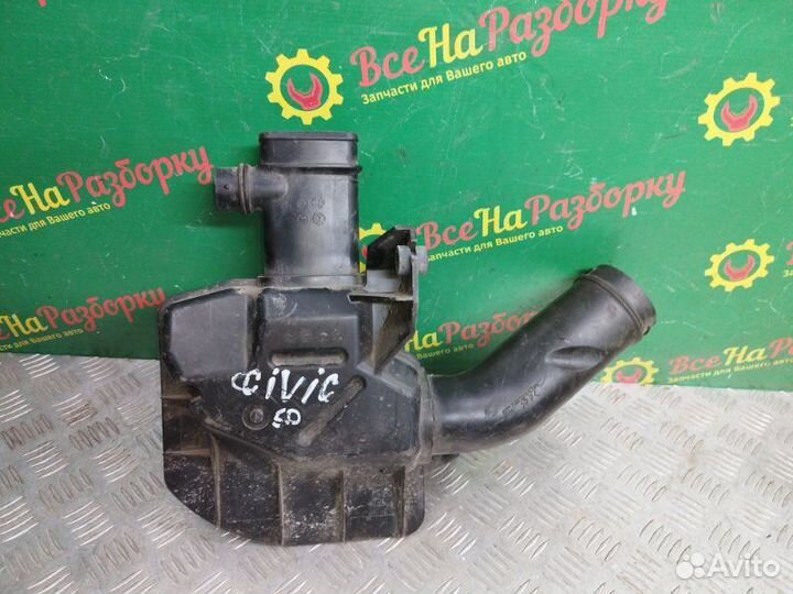 Резонатор воздушного фильтра Honda Civic 5D 1.8