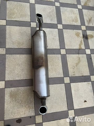 BMW G30 задний бачок глушителя