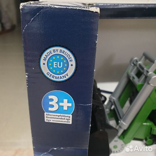 Новый трактор Bruder John Deere 6920