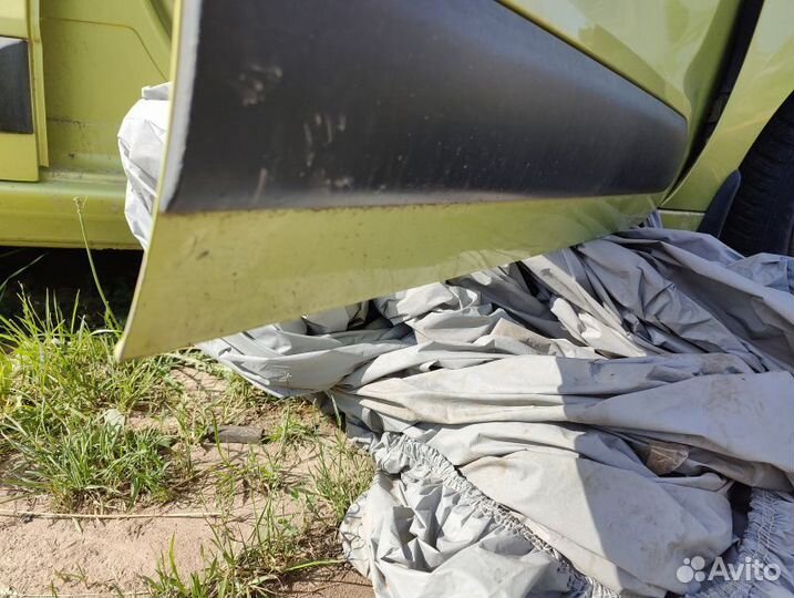 Дверь передняя правая Citroen C3 Picasso