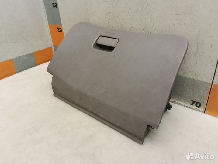 Бардачок Nissan Almera N16 1.8 2001