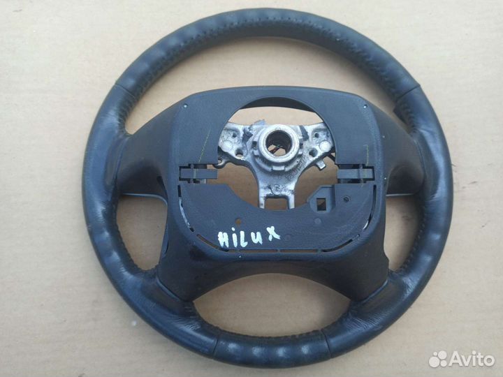 Тойота Хайлюкс руль