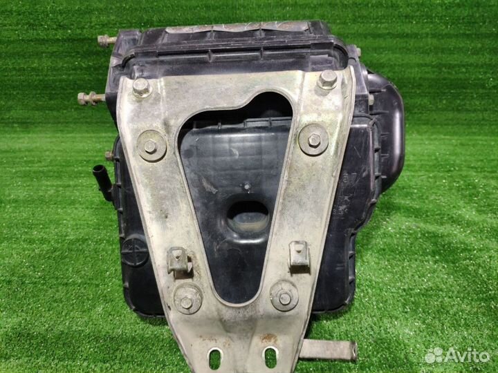 Коллектор впускной Mitsubishi Airtrek 4G64