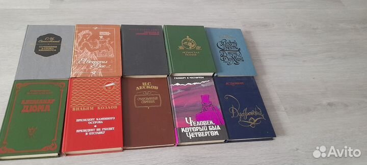 Продам книги