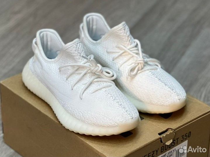 Кроссовки Adidas Yeezy Boost 350 v2 White (36-45)