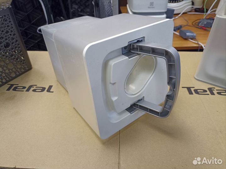 Бак увлажнителя Electrolux EHU-3710D EHU-3715D