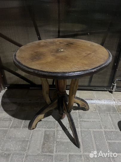 Столик уличный