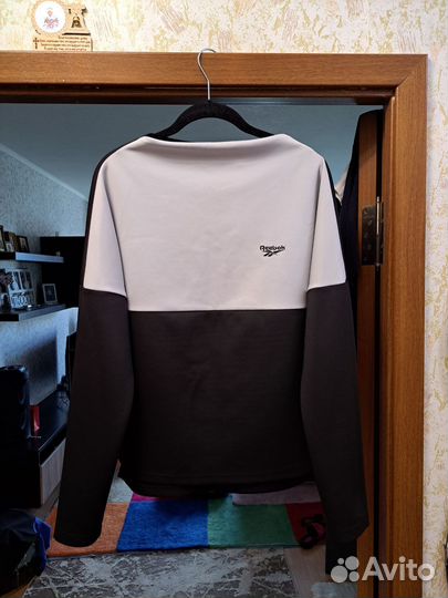Свитшот reebok 46 размер