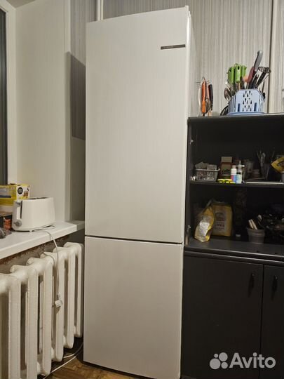 Холодильник Bosch NoFrost 203см