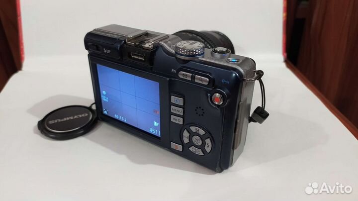 Фотоаппарат Olympus Pen E-PL1 Kit
