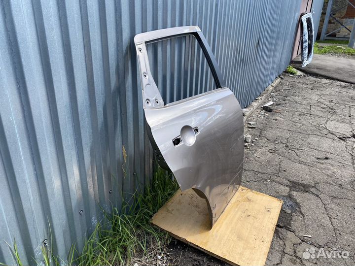 Дверь задняя правая Nissan Qashqai j10 2006-2013