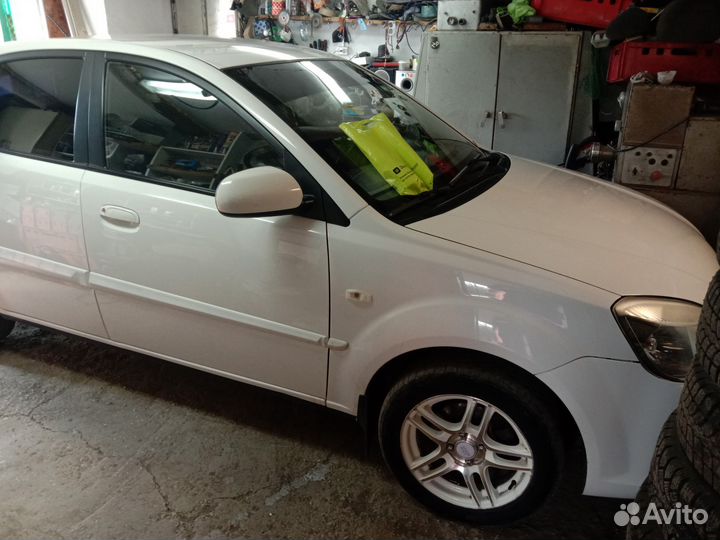 Kia Rio 1.4 МТ, 2010, 140 000 км