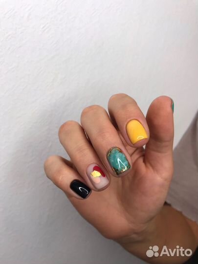 Маникюр, покрытие гель лаком