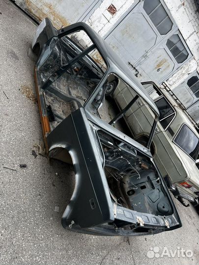 Кузов 2107 без Док