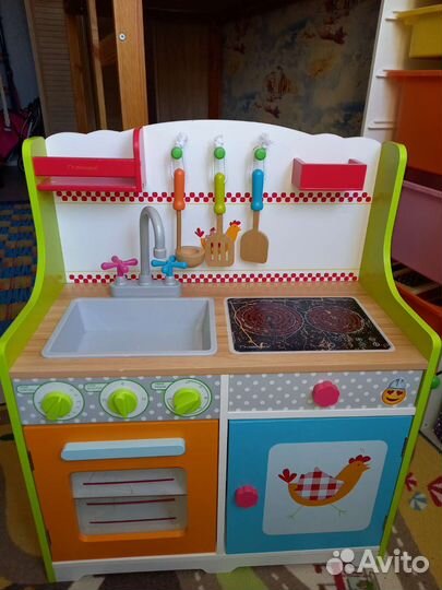 Детская деревянная кухня