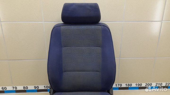 Сиденье переднее правое Peugeot 306 универсал 1.6