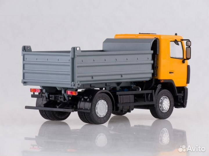 Масштабная модель Маз-5550 самосвал 101340.2