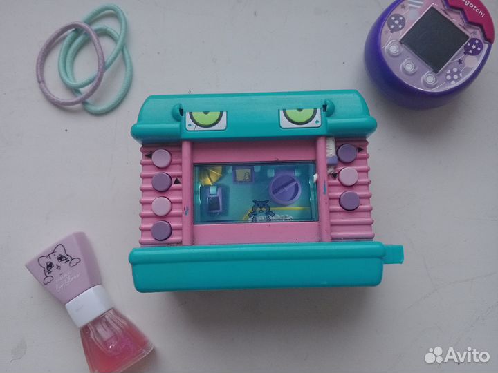 Тамагочи 2006 года Pixel Chix хомяк