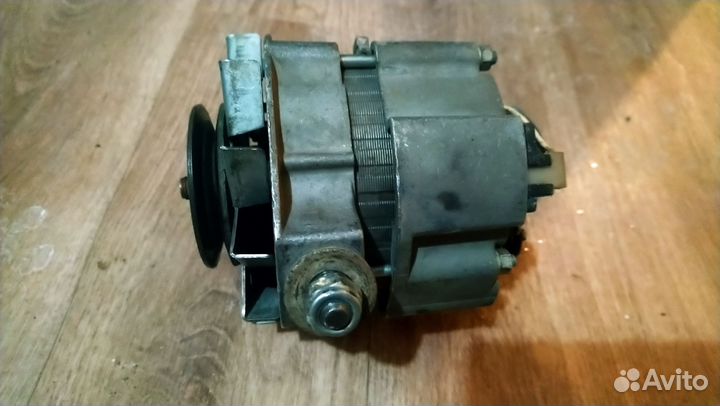 Генератор на ваз 2105-2107-08-09 бу55 ампер
