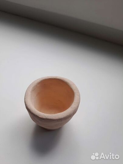 Керамика ручной работы маленький горшочек