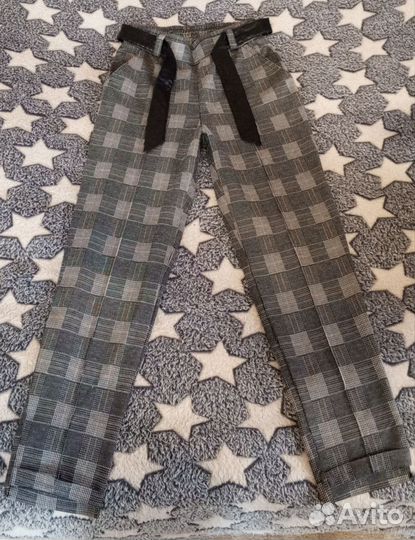 Брюки на девочку 140 см