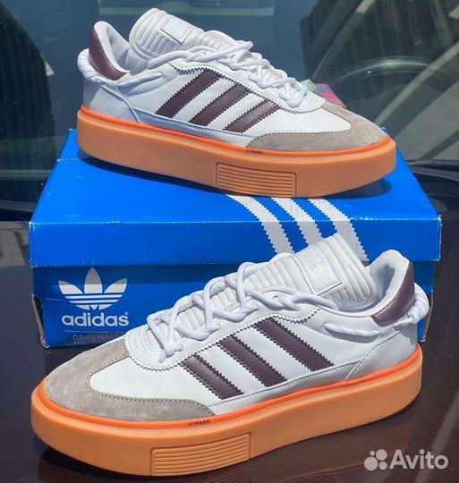 Adidas кроссовки sleek super