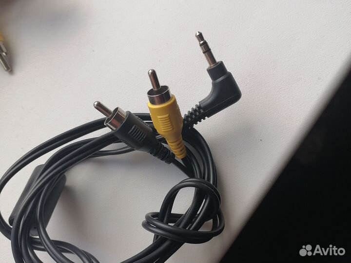 Кабель для видеомагнитофона