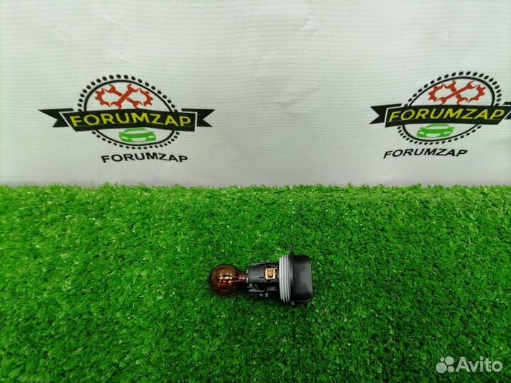 Патрон лампы поворотов фары передний правый Ford