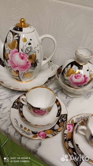 Красивый кофейный сервиз