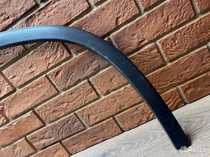 Накладка крыла перед правого Vw Tiguan 2011-2016