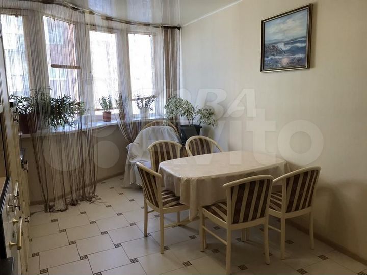 3-к. квартира, 108 м², 9/9 эт.