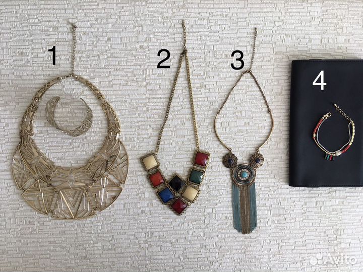 Колье и браслеты