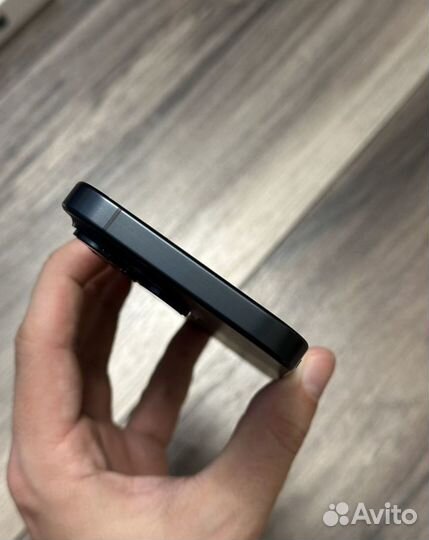 iPhone 15 Pro, 128 ГБ
