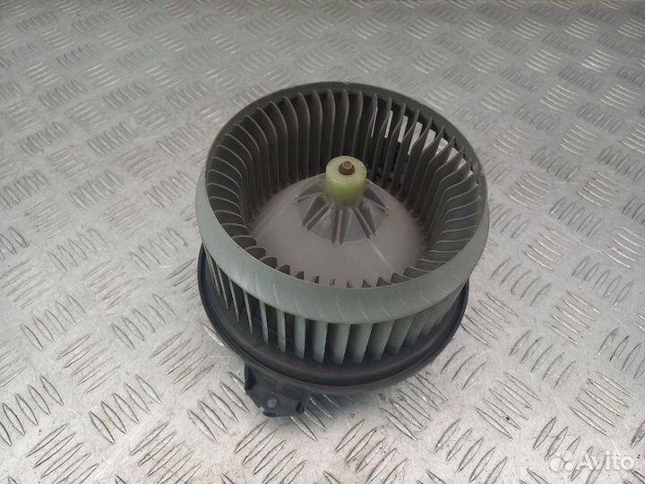 Моторчик печки Toyota Auris 1 E15 1.6 1ZR 124Л.С