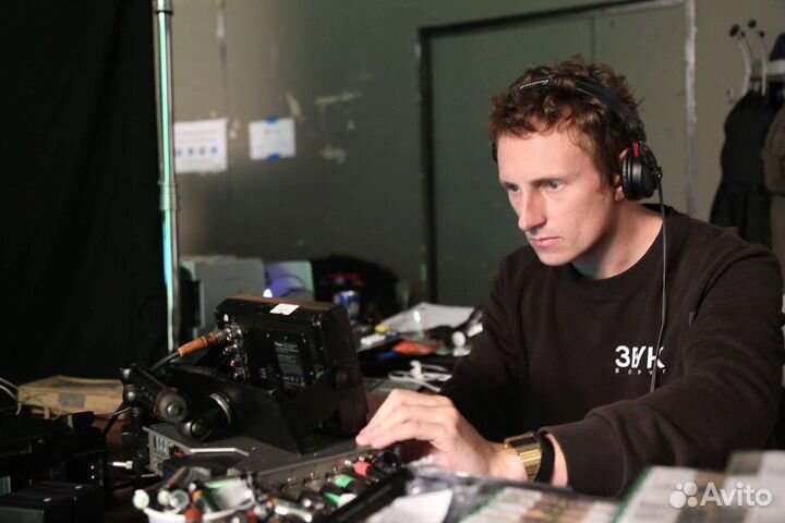 Саунд-дизайнер Звукорежиссер