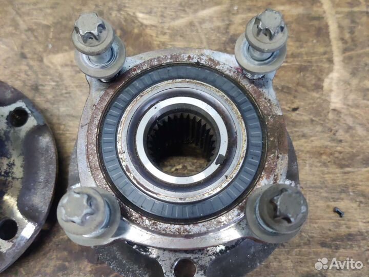 Ступица задняя BMW E66 LCI N62B48B N62