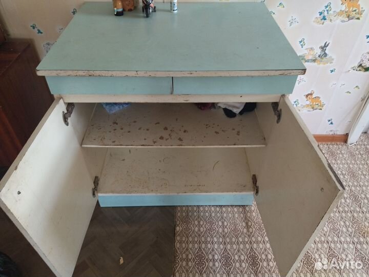 Тумба старая советская